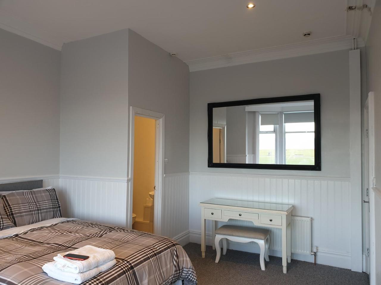 Cara Guesthouse Whitley Bay Dış mekan fotoğraf